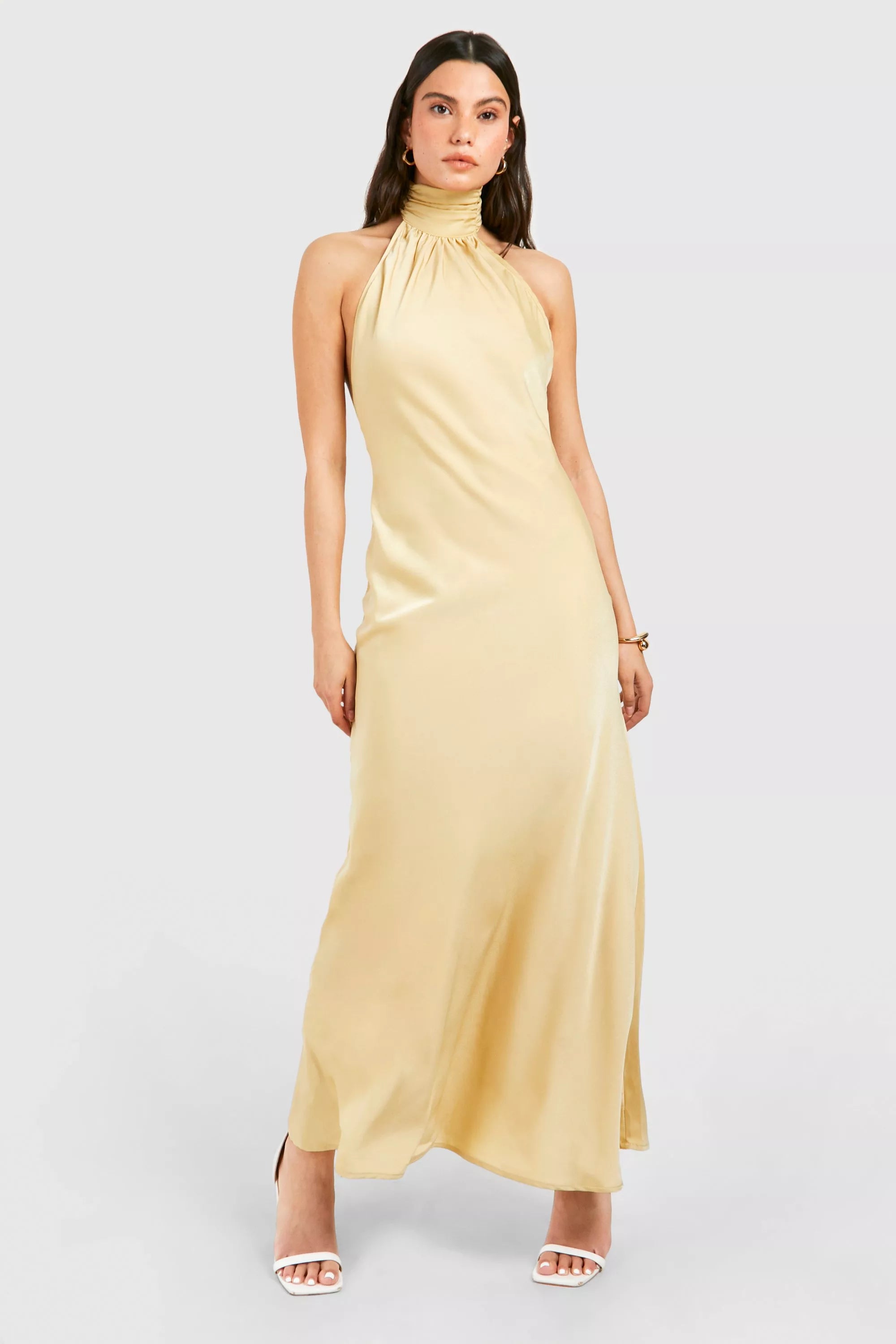 Robe maxi en satin à licou