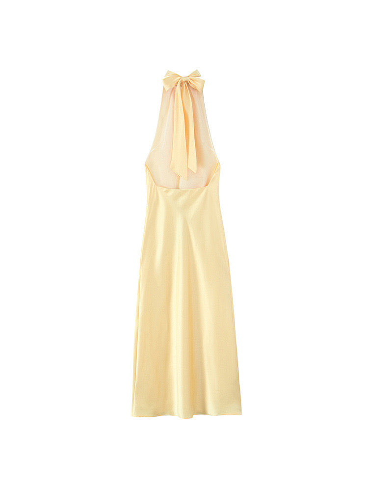Robe maxi en satin à licou