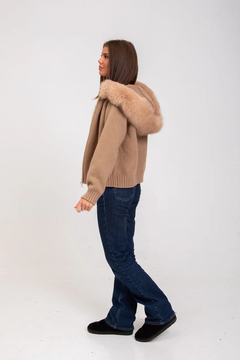 Veste élégance en fausse fourrure