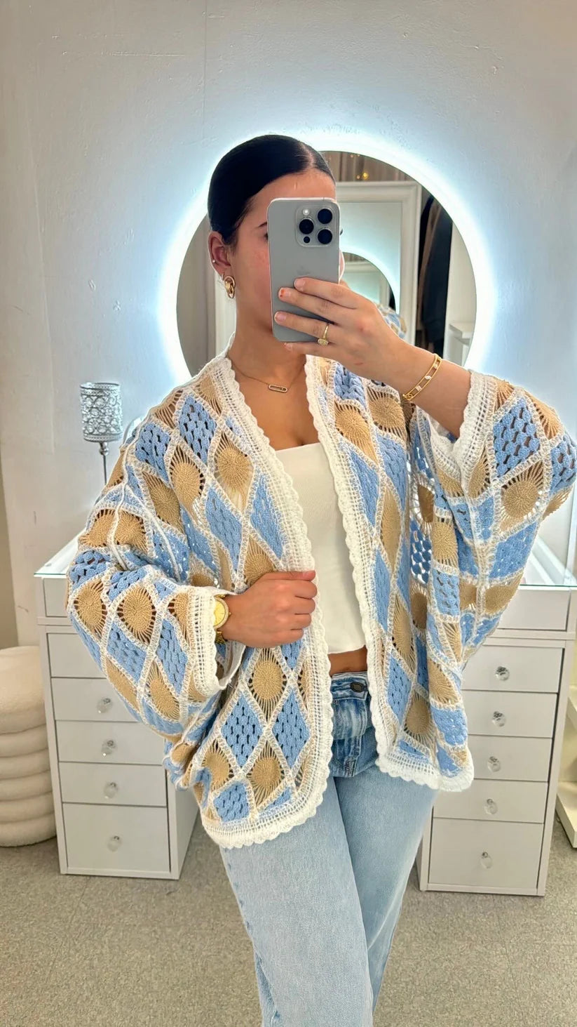 Cardigan au crochet avec fermeture à lacets