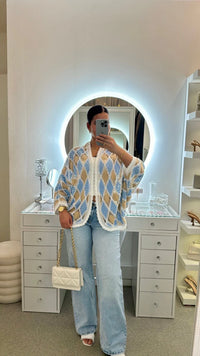 Cardigan au crochet avec fermeture à lacets